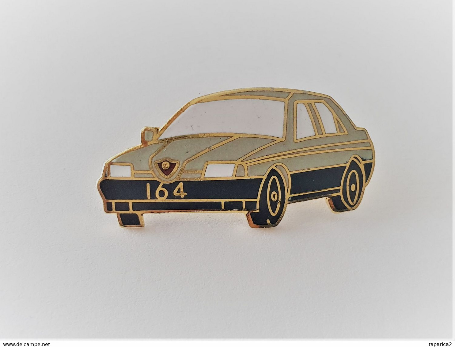 PINS AUTOMOBILE ALFA ROMEO 164 GRISE ET NOIRE / 33NAT - Alfa Romeo