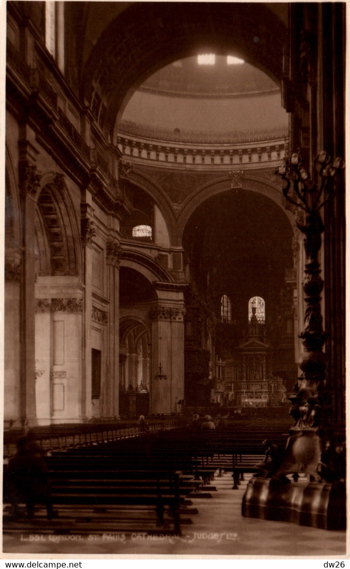 London - St Pauls Cathedral - The Nave (la Nef De La Cathédrale) Judges' Ltd - St. Paul's Cathedral