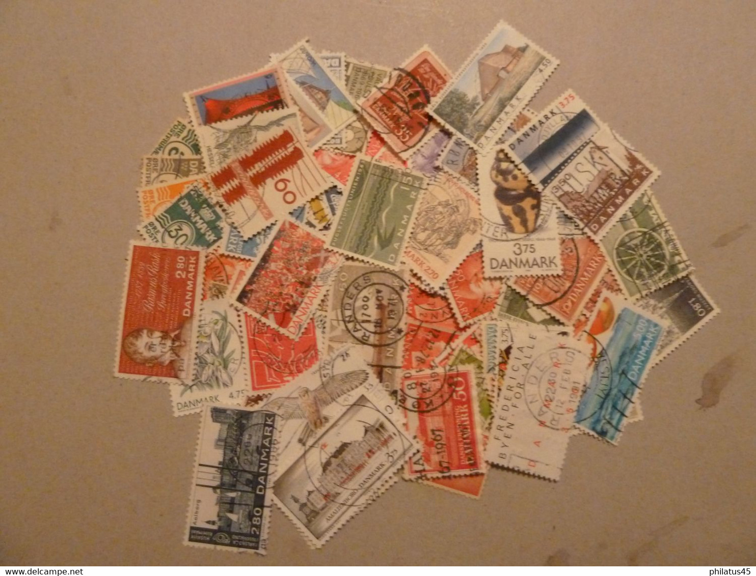 DANEMARK  LOT DE 100 T-P  OBLITERES TOUS DIFFERENTS TB - Sammlungen