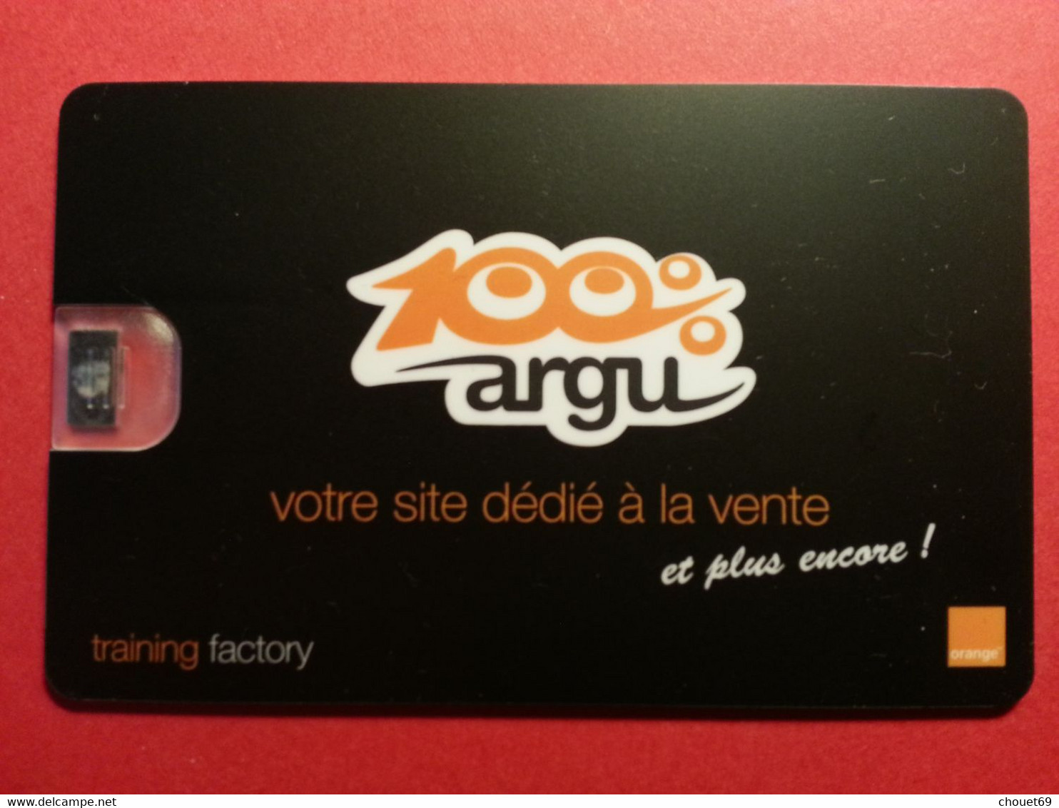 Carte 100% Argu Orange Training Factory Avec Puce Ou Sorte De Clef USB ? (BQ0621 - Origen Desconocido