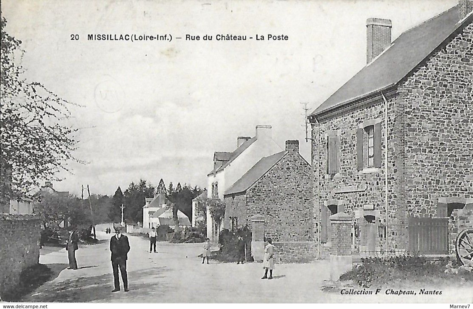 44 Loire Atlantique - CPA - MISSILAC - Rue Du Château - La Poste - - Missillac