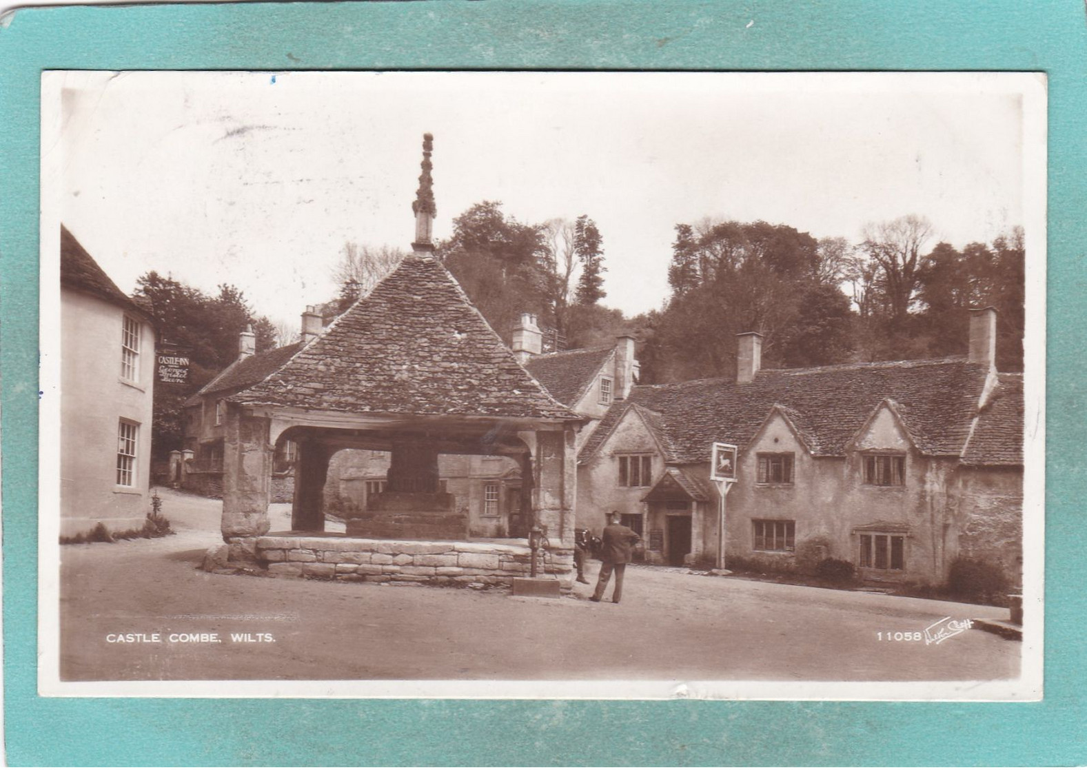 Small Old Postcard Of Castle Combe,Wiltshire,England,K192. - Other & Unclassified