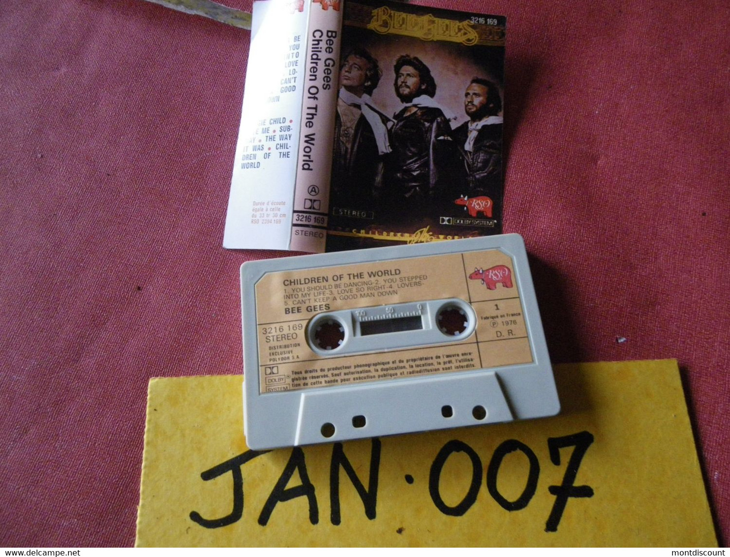 BEE GEES K7 AUDIO VOIR PHOTO...ET REGARDEZ LES AUTRES (PLUSIEURS) (JAN 007) - Cassettes Audio