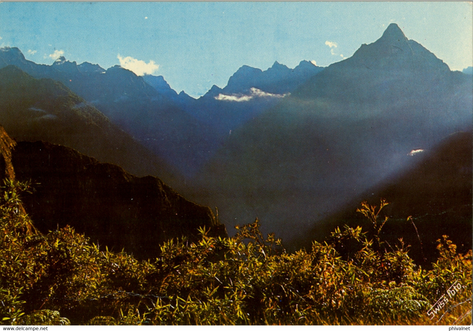 PERÚ , T.P. CIRCULADA , MACHUPICCHU - AMANECER VISTO DESDE LAS RUINAS - Pérou