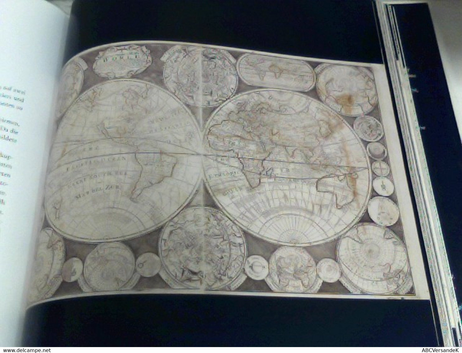 Das Buch Der Karten. Meilensteine Der Kartografie Aus Drei Jahrhunderten. Aus Dem Englischen Von Birgit Lamerz - Atlanten