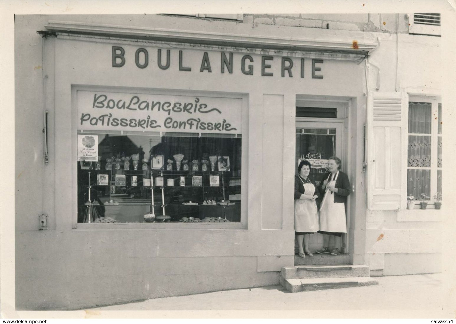 55) COMMERCY : Photo (18 X 13 Cm) - Boulangerie-Patisserie Henri FERRY (Ca 1955) - Commercy