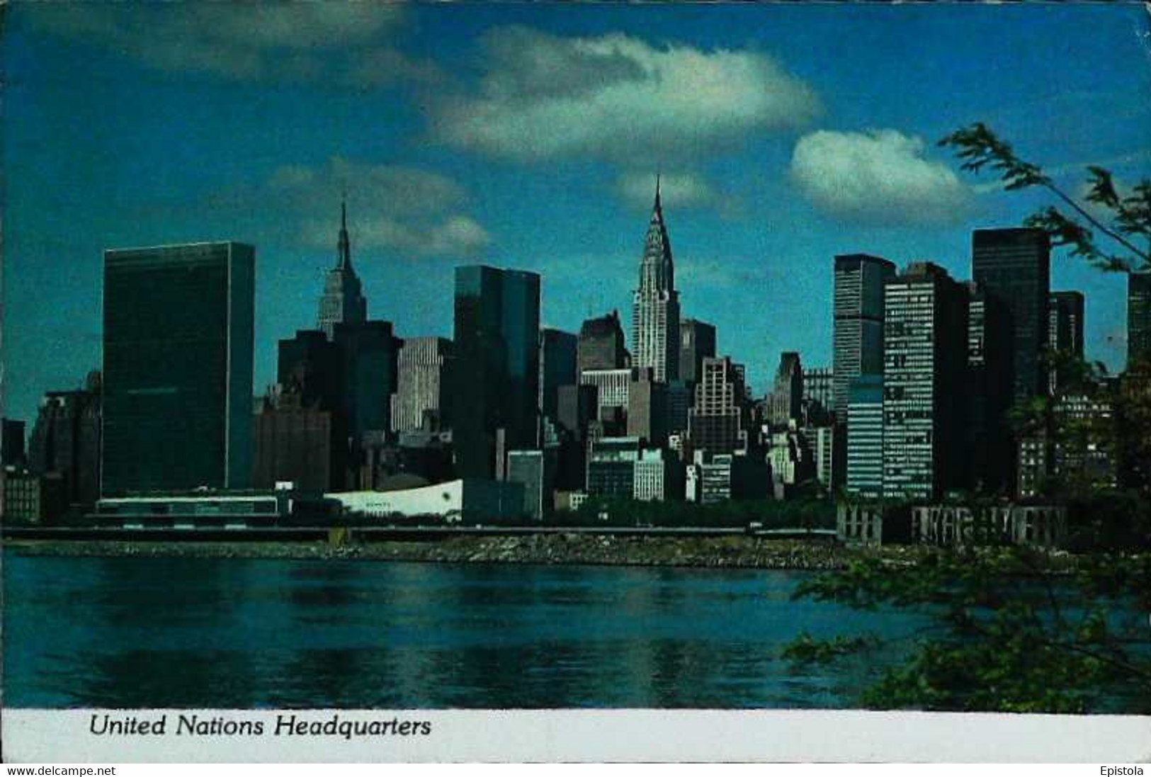 ►  United Nations Headquaters  &  Twin Towers (World Trade Center) NYC 1984 - World Trade Center