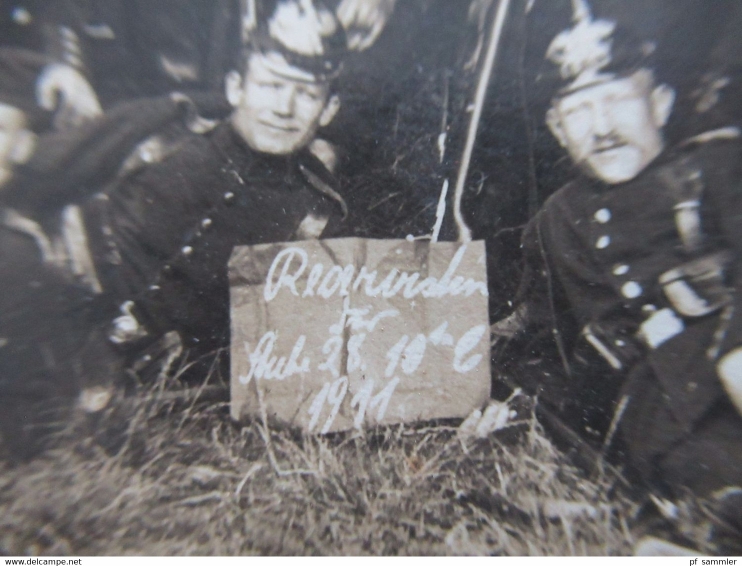 Echtfoto AK Soldaten In Voller Uniform Mit Pickelhaube Und Gewehr Reservisten 1911 Stempel Minden Westf. - Other Wars