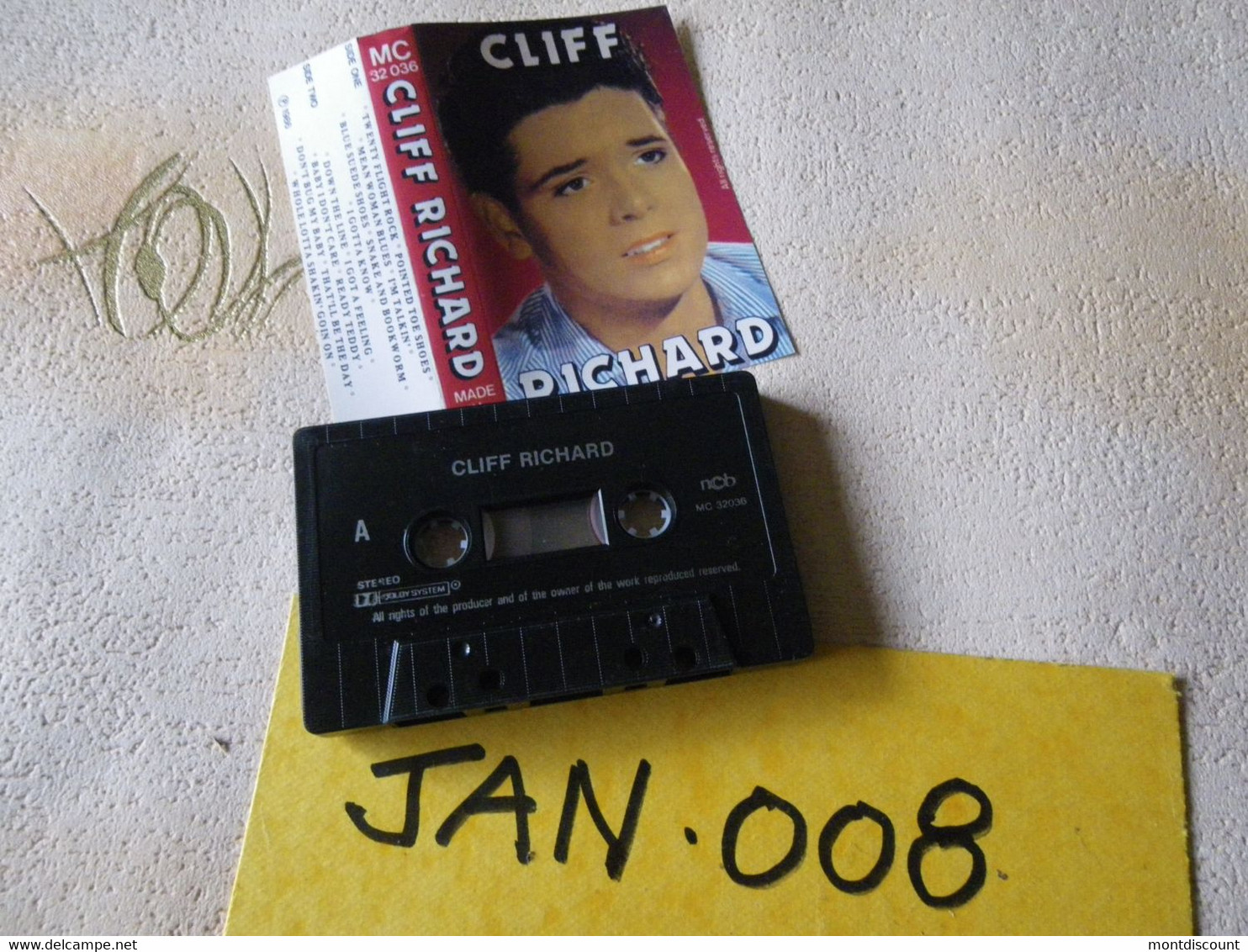 CLIFF RICHARD K7 AUDIO VOIR PHOTO...ET REGARDEZ LES AUTRES (PLUSIEURS) (JAN 008) - Cassettes Audio