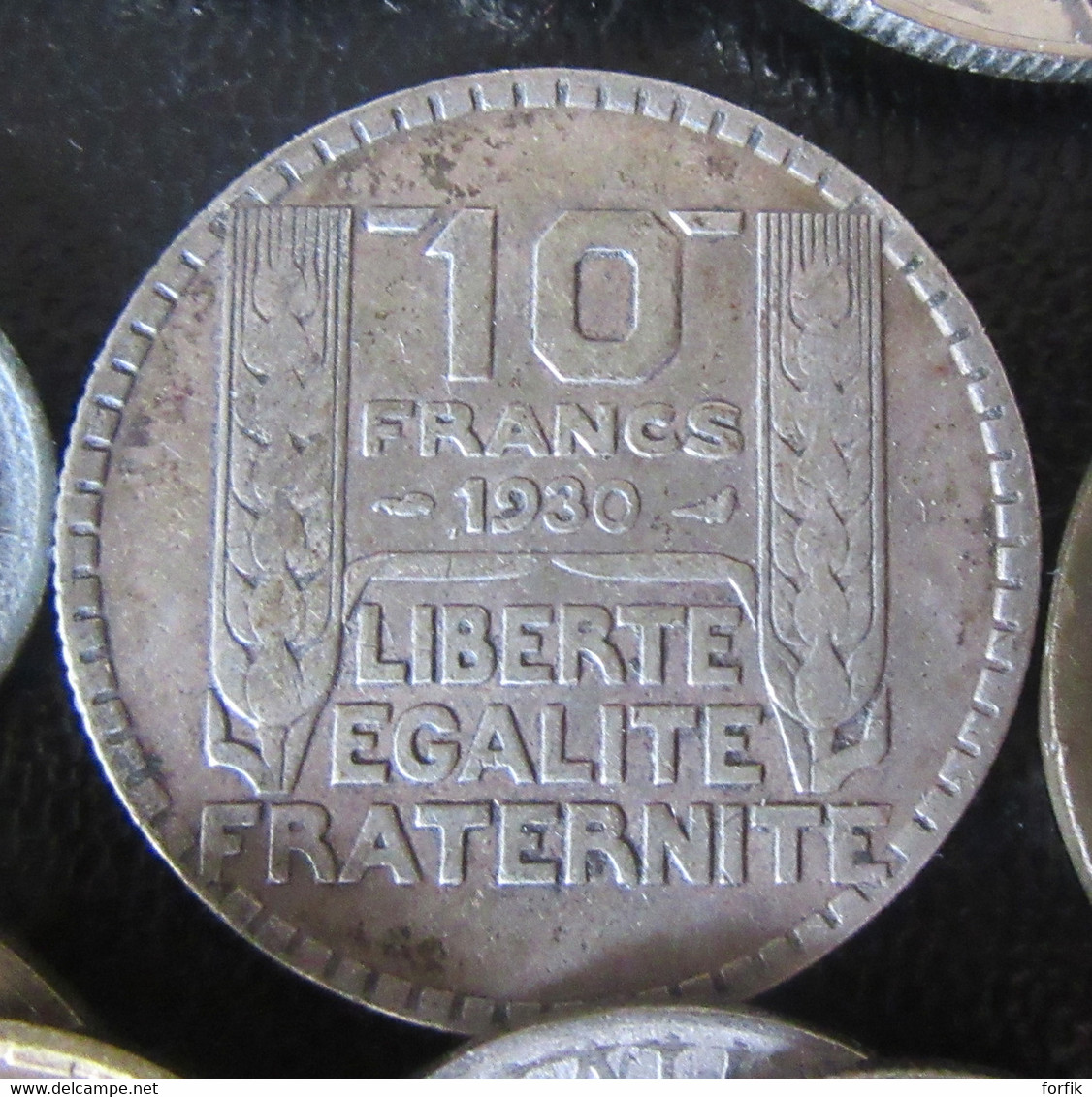 France - Bon Lot De Monnaies 19e Et 20e Siècle Dont 10 Francs Turin 1930 En Argent Ou 10 Centimes Lindauer 1945 B - Colecciones