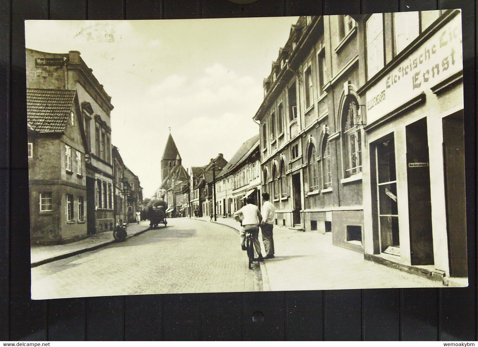 DDR: AK Von Grimmen (Mecklbg.) August-Bebel-Straße Mit 10 Pf W. Ulbricht Vom 29.9.62 Nach Thale (Harz) Knr: 846 - Grimmen