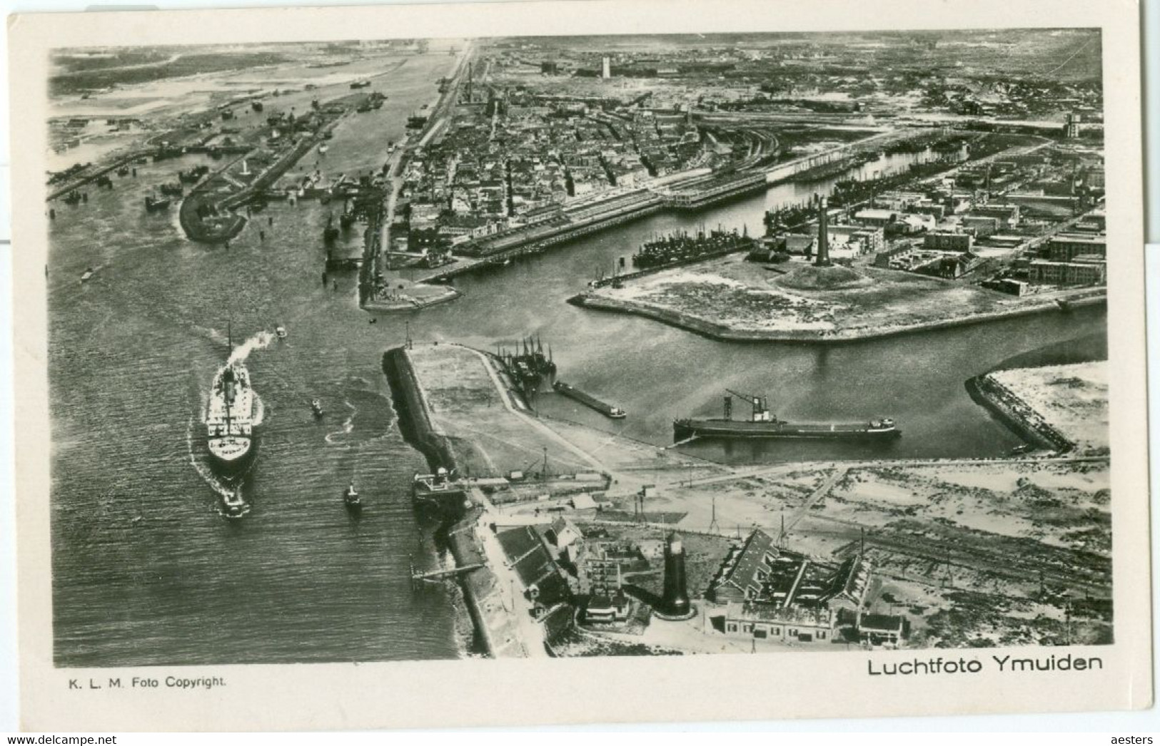 IJmuiden 1932; Luchtfoto (vrnl. De Haven) - Gelopen. (Fototechnische Dienst KLM) - IJmuiden