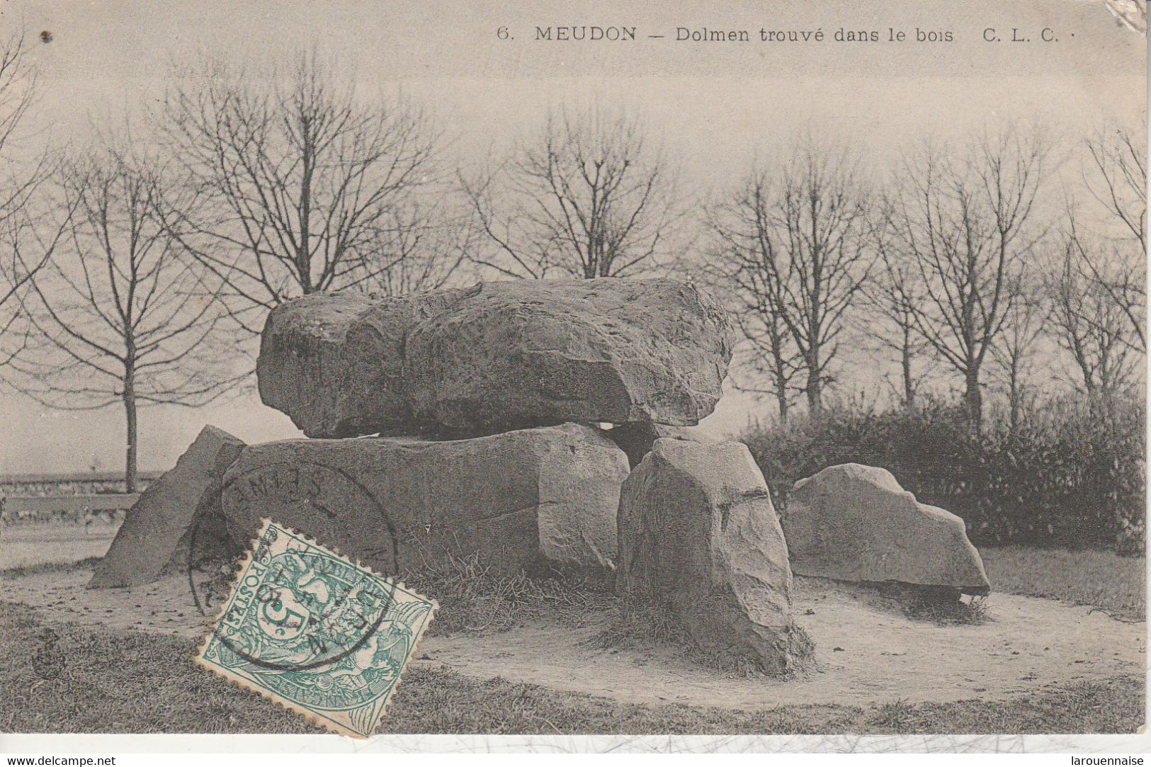 92 - MEUDON - Dolmen Trouvé Dans Le Bois (Mégalithe) - Dolmen & Menhirs