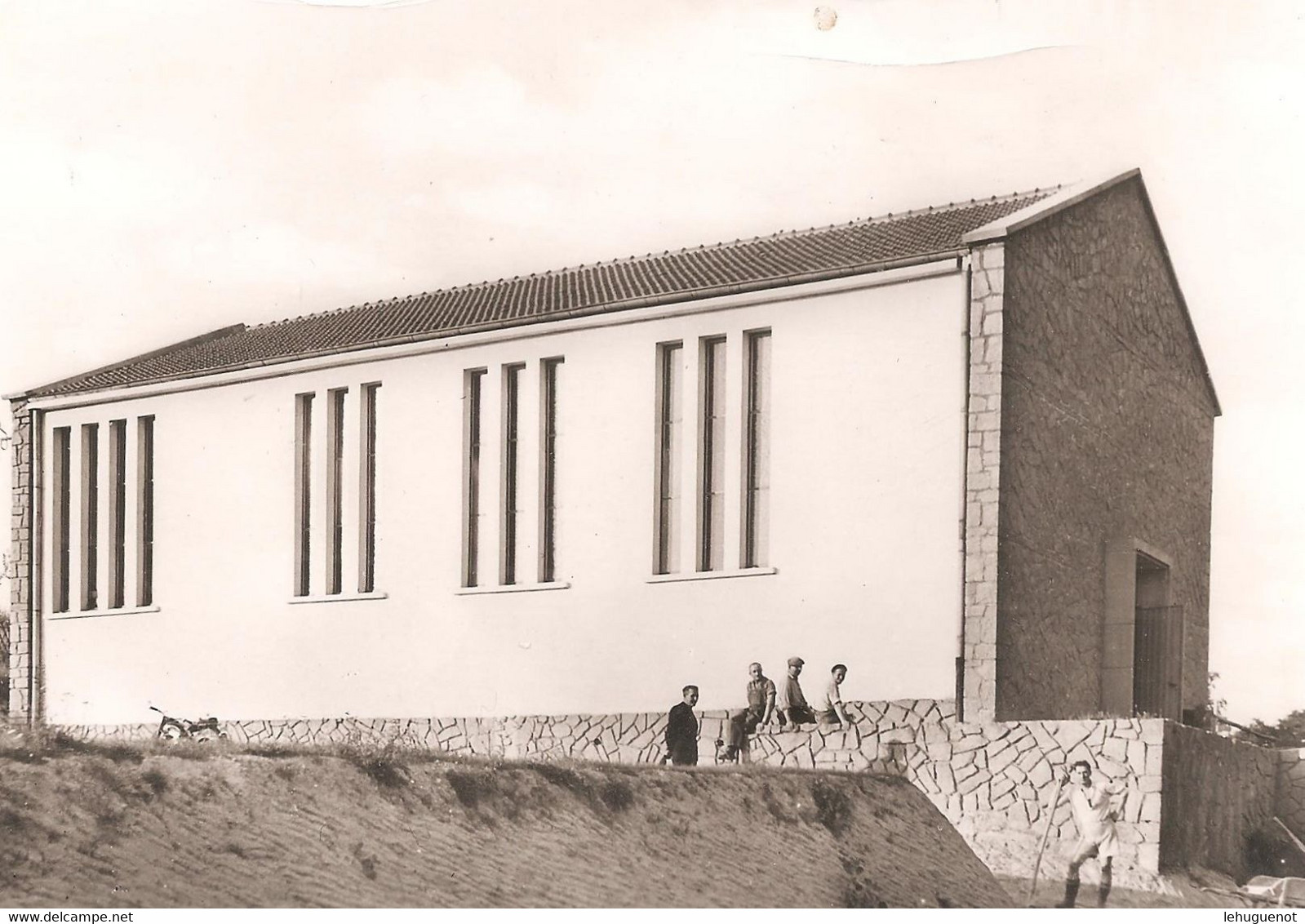 CREUTZWALD - Le Nouveau Temple Protestant Inauguré Le 4 Octobre 1959 - Creutzwald