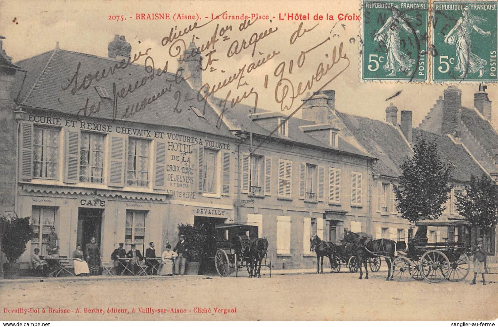 CPA 02 BRAISNE LA GRANDE PLACE L'HOTEL DE LA CROIX (cpa Rare - Andere & Zonder Classificatie