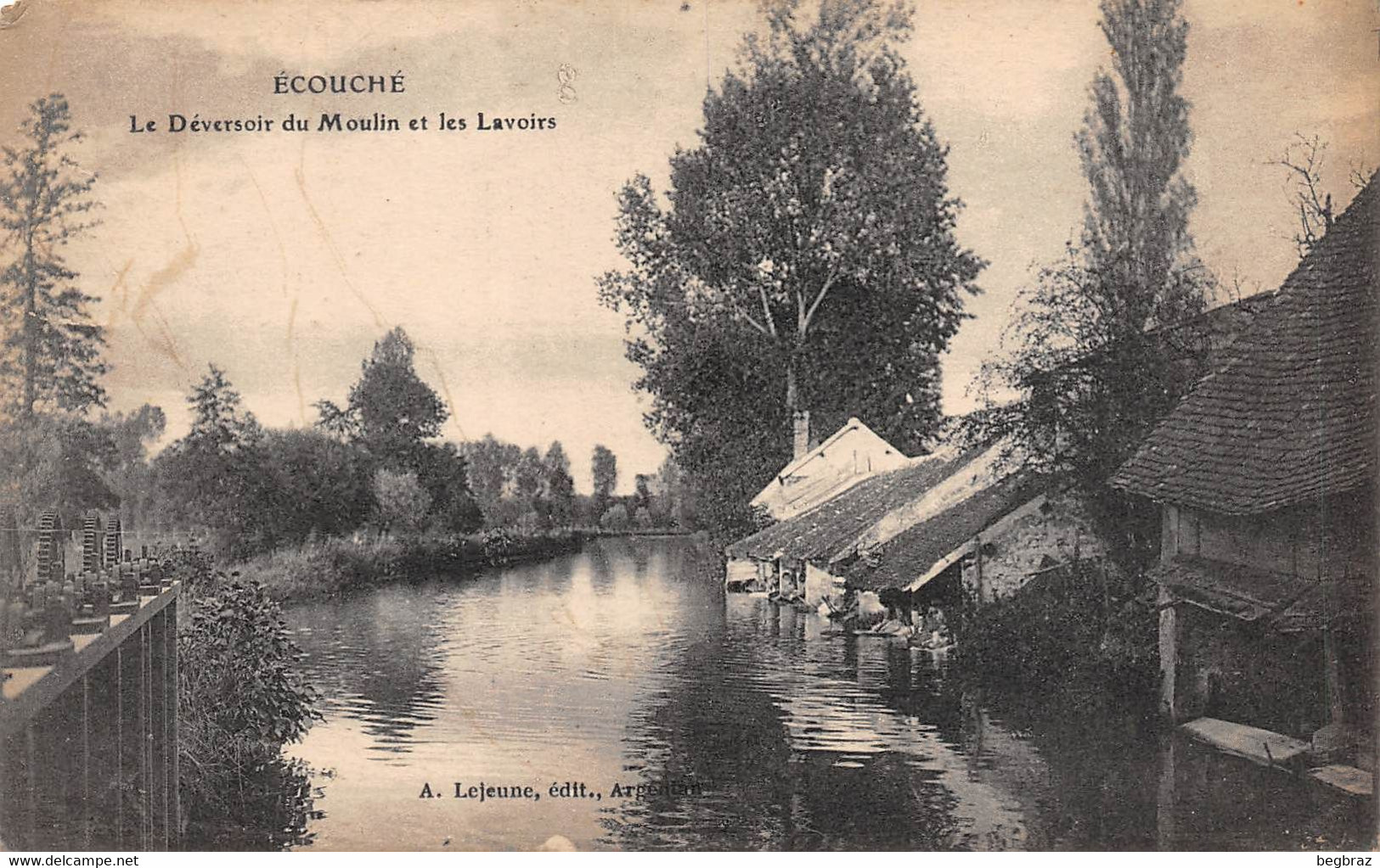 ECOUCHE   LE DEVERSOIR DU MOULIN   LAVOIRS - Ecouche