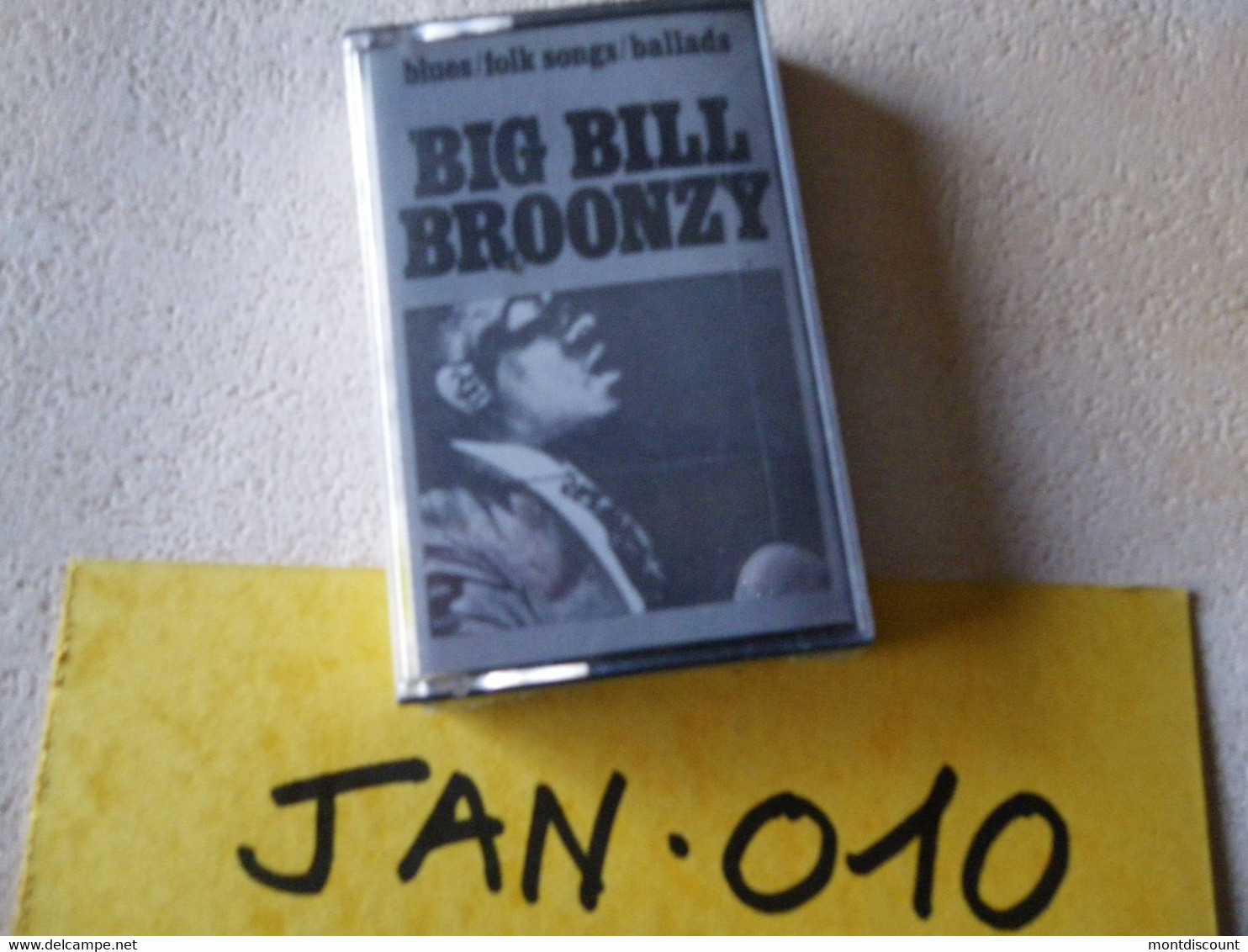 BIG BILL BROONZY K7 AUDIO EMBALLE D'ORIGINE JAMAIS SERVIE... VOIR PHOTO... (JAN 010) - Cassettes Audio