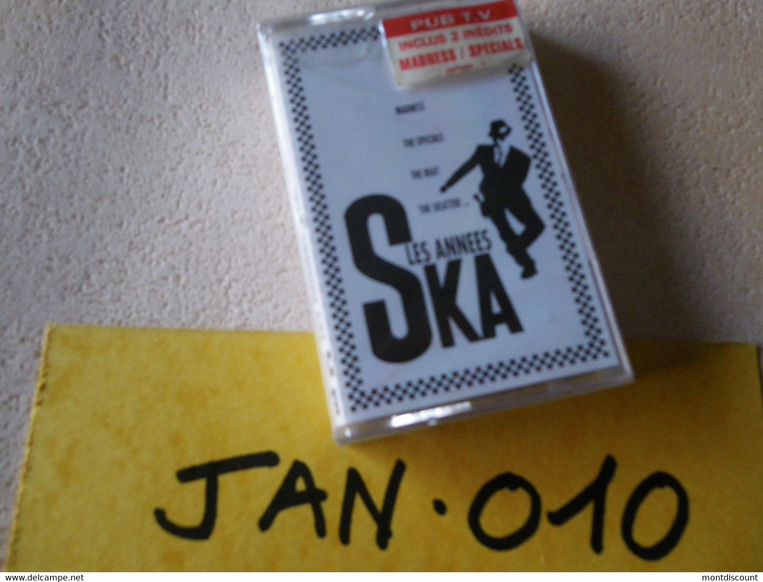 LES ANNEES SKA K7 AUDIO EMBALLE D'ORIGINE JAMAIS SERVIE... VOIR PHOTO... (JAN 010) - Cassettes Audio