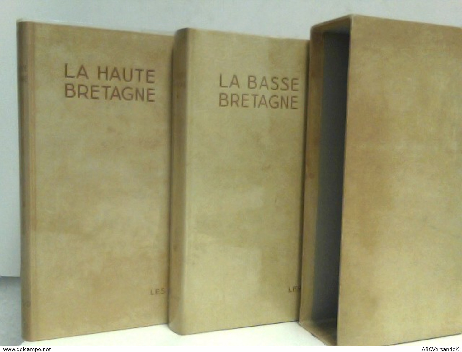 La Basse - Bretagne / La Haute - Bretagne, De La Collection Les Beaux Pays. Die Beiden Bände Enthalten Zusamme - Sagen En Legendes