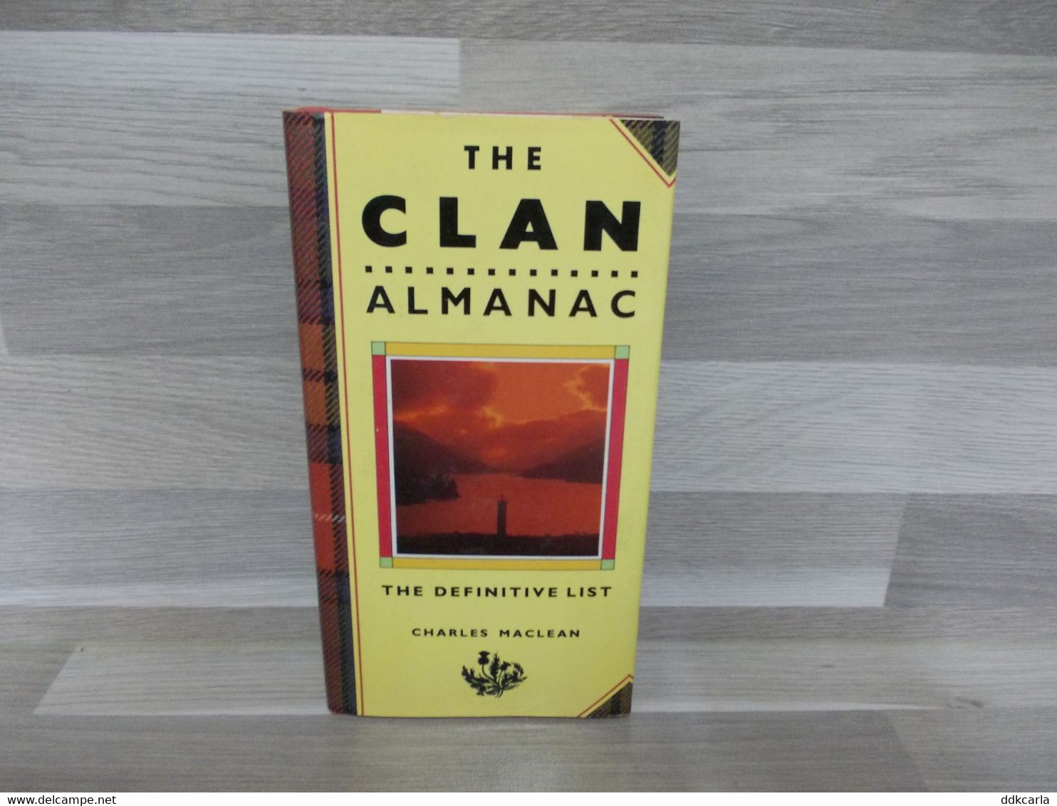 Boek - The Clan Almanac - Charles Maclean - Europa