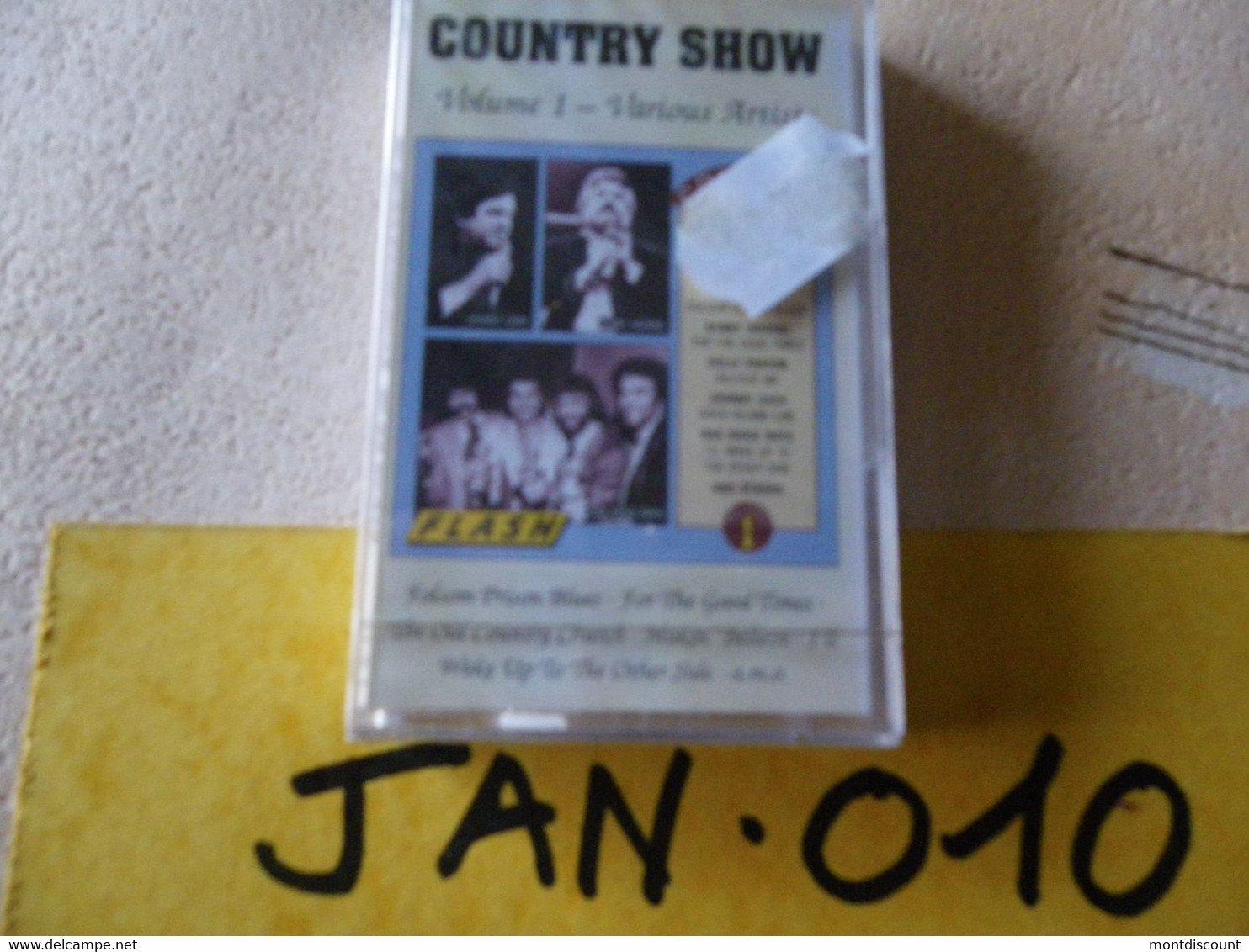 COUNTRY SHOW K7 AUDIO EMBALLE D'ORIGINE JAMAIS SERVIE... VOIR PHOTO... (JAN 010) - Cassettes Audio