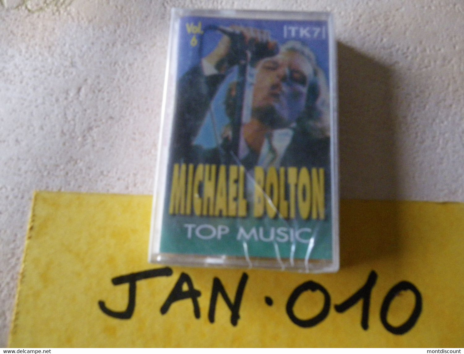 MICHAEL BOLTON WITH DUET JOHNNY HALLYDAY K7 AUDIO EMBALLE D'ORIGINE JAMAIS SERVIE... VOIR PHOTO... (JAN 010) - Cassettes Audio