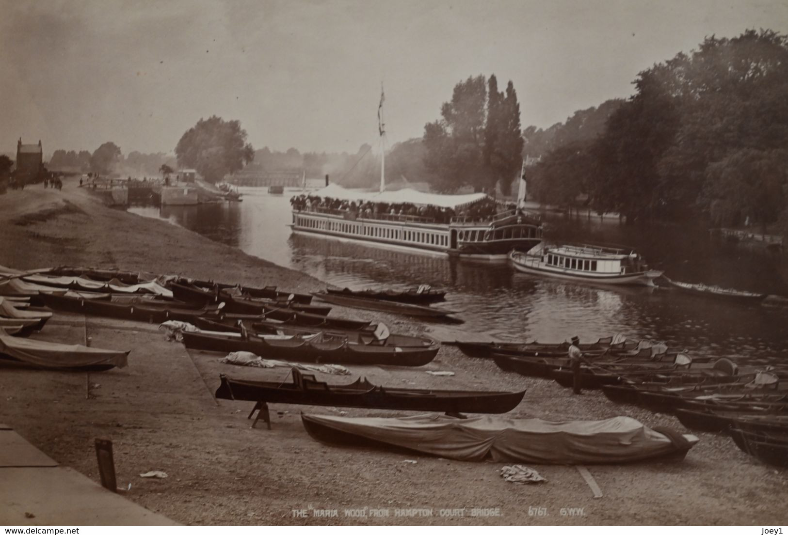 Photo De George Washington Wilson The "Maria Wood" From Hampton Court Bridge ,Photo 19ème Siècle Albuminé 29/19 - Alte (vor 1900)