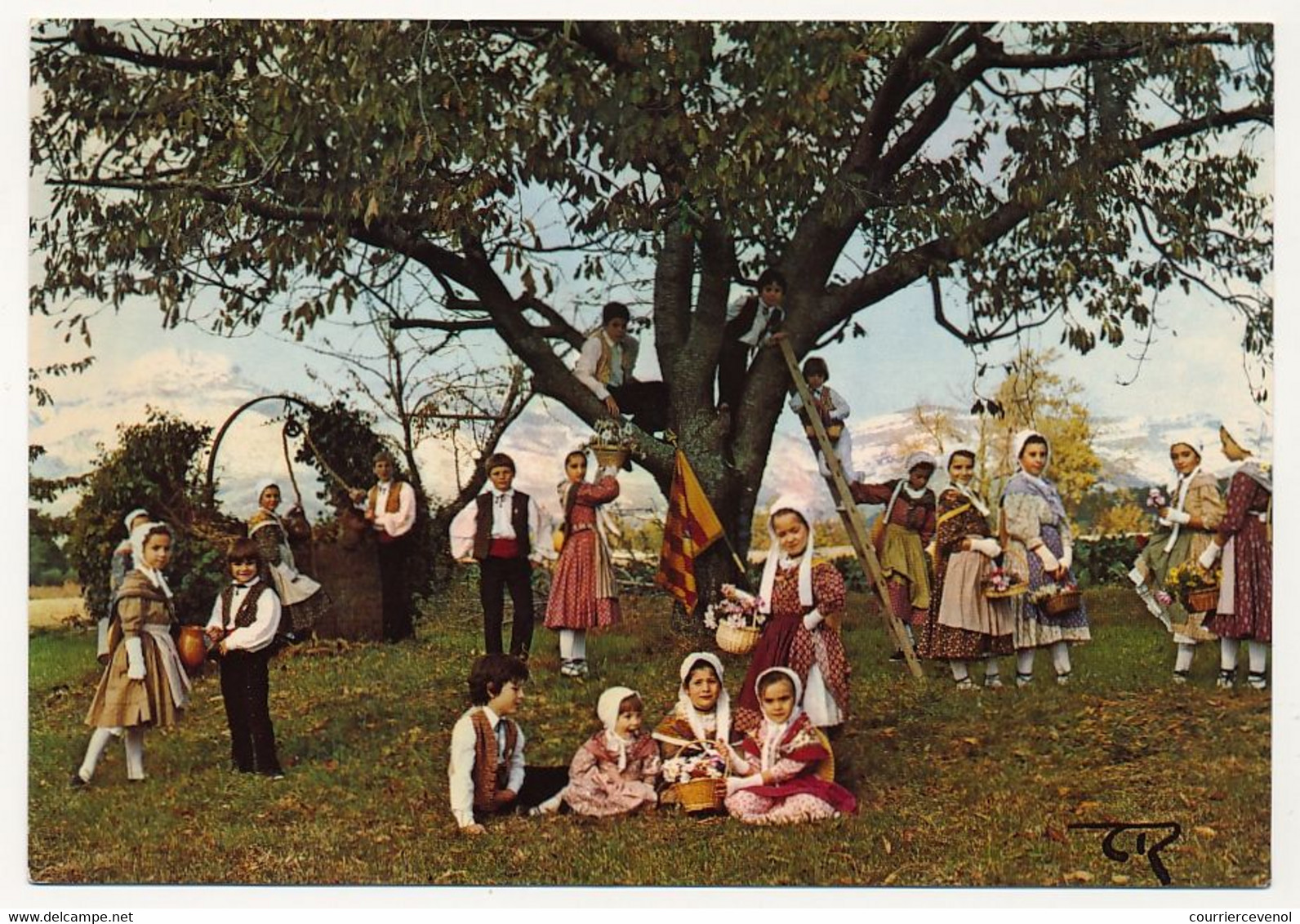 2 CPM - AUBAGNE (B Du R) - Li Dansaïre De Garlaban - Groupe Folklorique Provencal - Aubagne