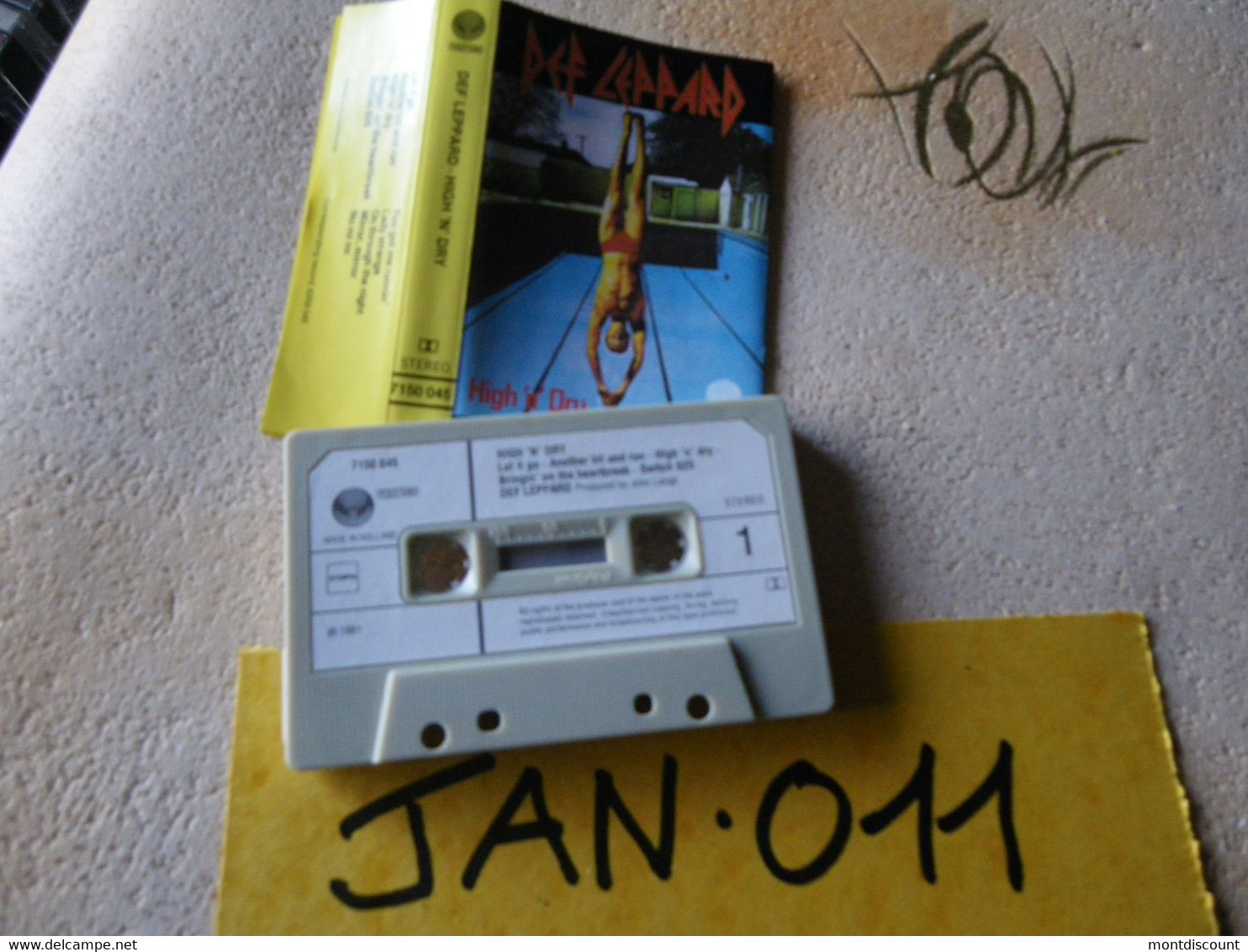 DEF LEPPARD K7 AUDIO VOIR PHOTO...ET REGARDEZ LES AUTRES (PLUSIEURS) (JAN 011) - Cassettes Audio