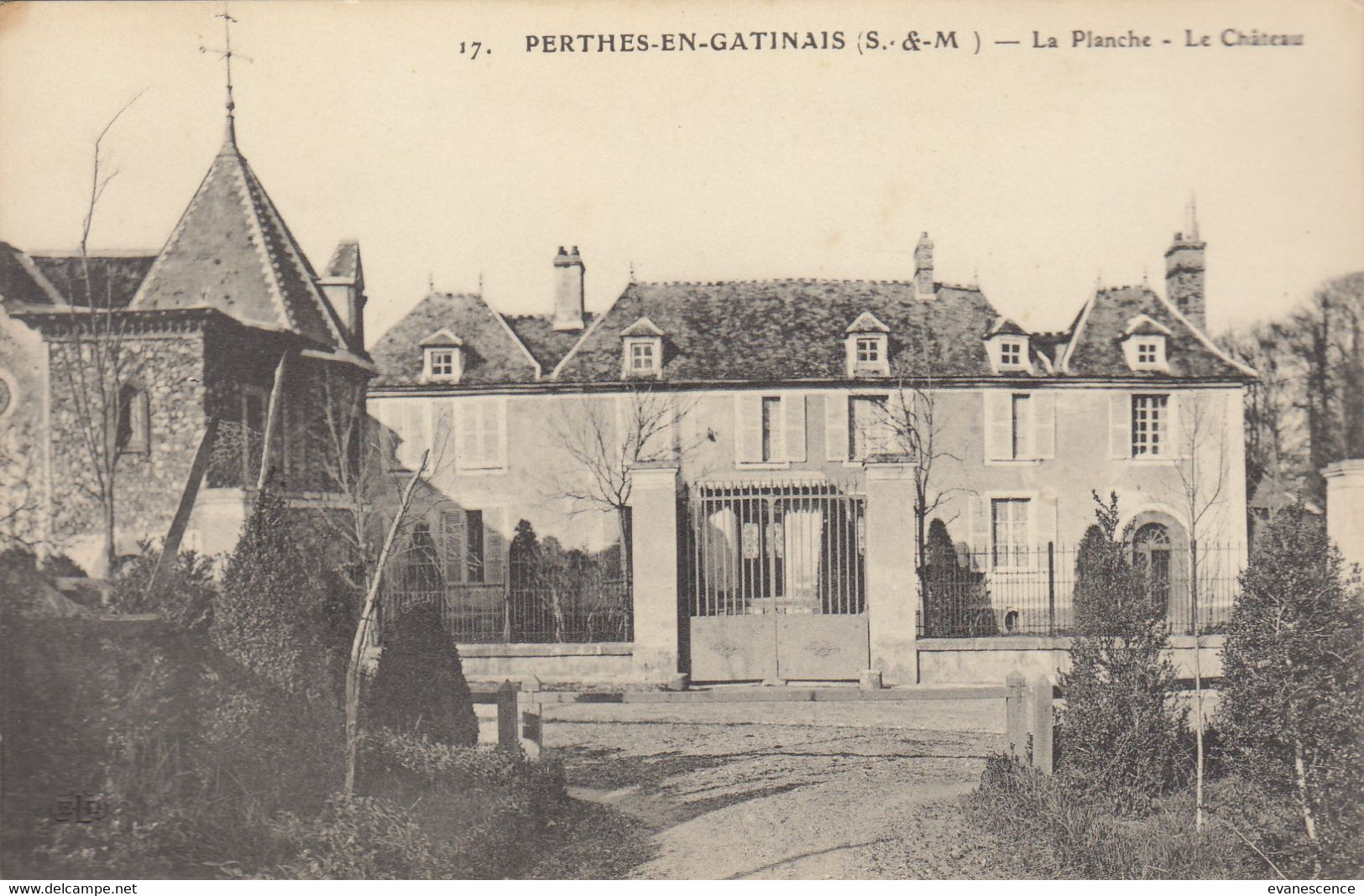 77 :  Perthes En Gatinais : Le Chateau La Planche     ///  Ref. Jan. 22  ///  N° 18.425 - Perthes