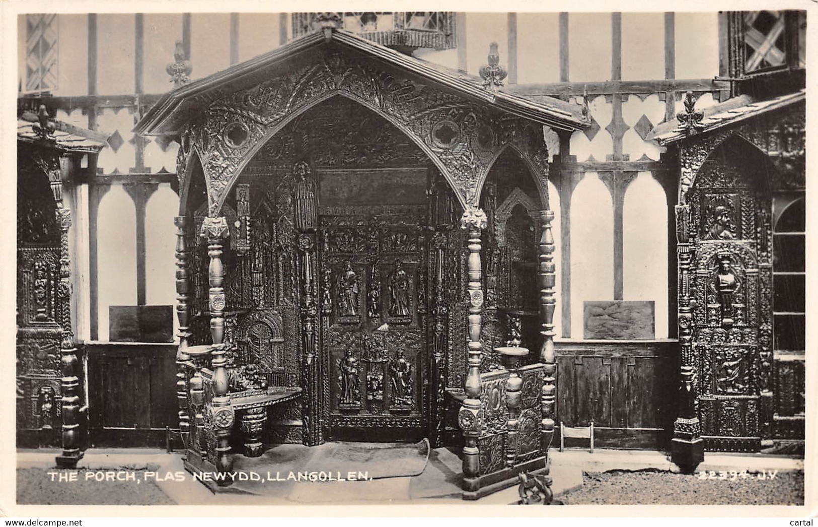 LLANGOLLEN - The Porch, Plas Newydd - Denbighshire