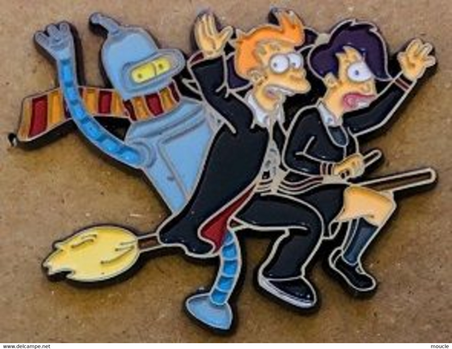 FUTURAMA - BALAIS - ROBOT - PERSONNAGES - MATT GROENING - PHILIP J.FRY - BENDER TORDEUR RODRIGUEZ - TURANGA LEELA - (18) - Personnes Célèbres