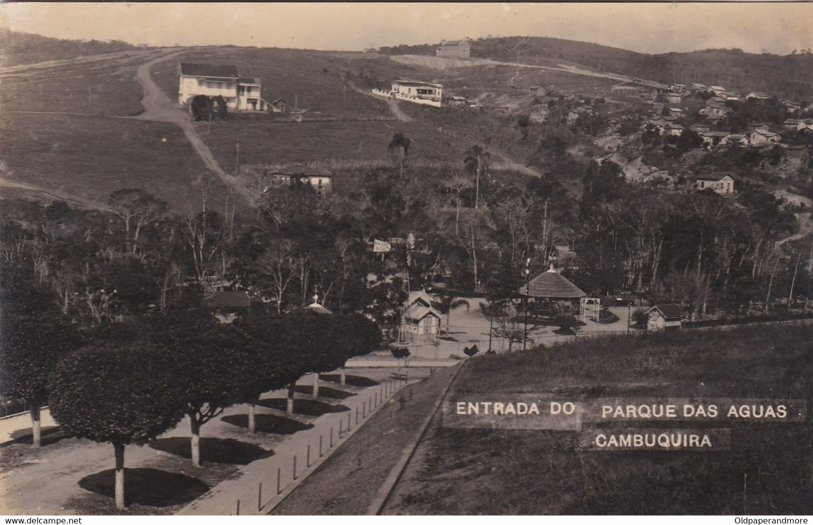 REAL PHOTO POSTCARD - BRASIL - BRAZIL - MINAS GERAIS -  CAMBUQUIRA - ENTRADA DO PARQUE DAS ÁGUAS - Belo Horizonte