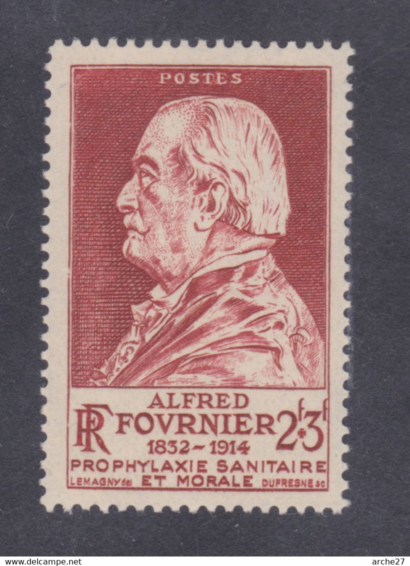 TIMBRE FRANCE N° 748 NEUF ** - Neufs