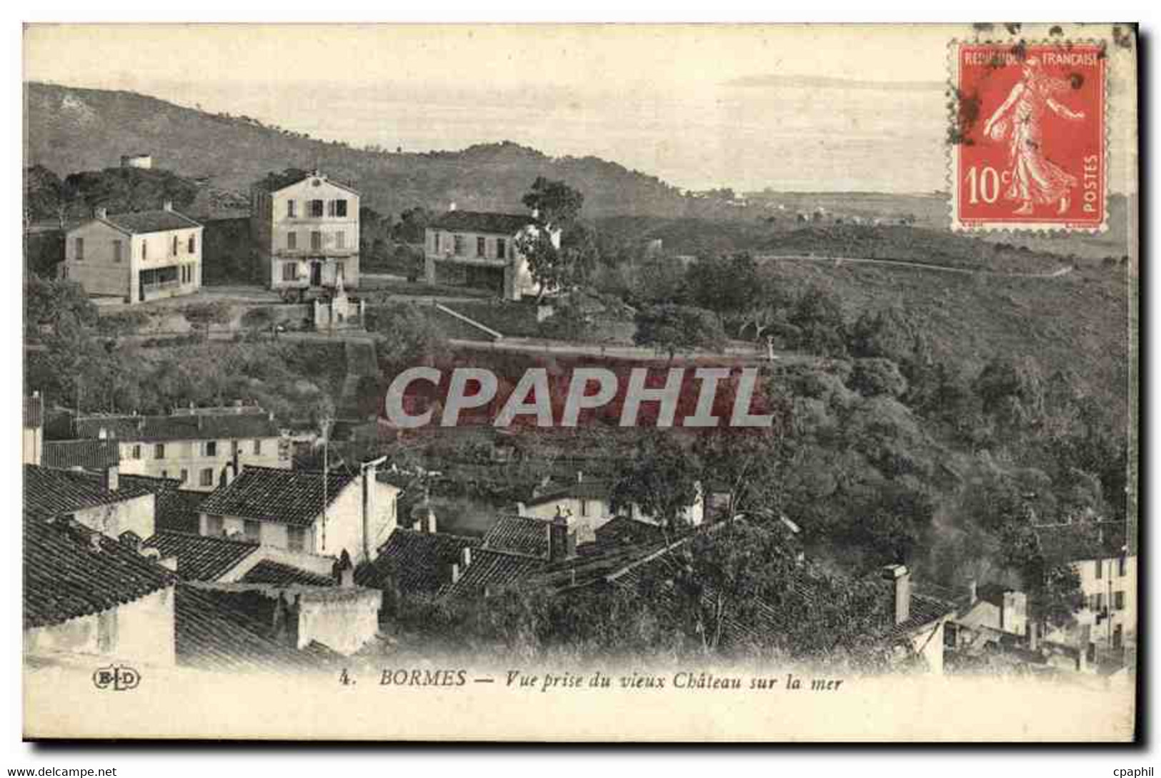 CPA Bormes Vue Prise Du Vieux Chateau Sur La Mer - Bormes-les-Mimosas