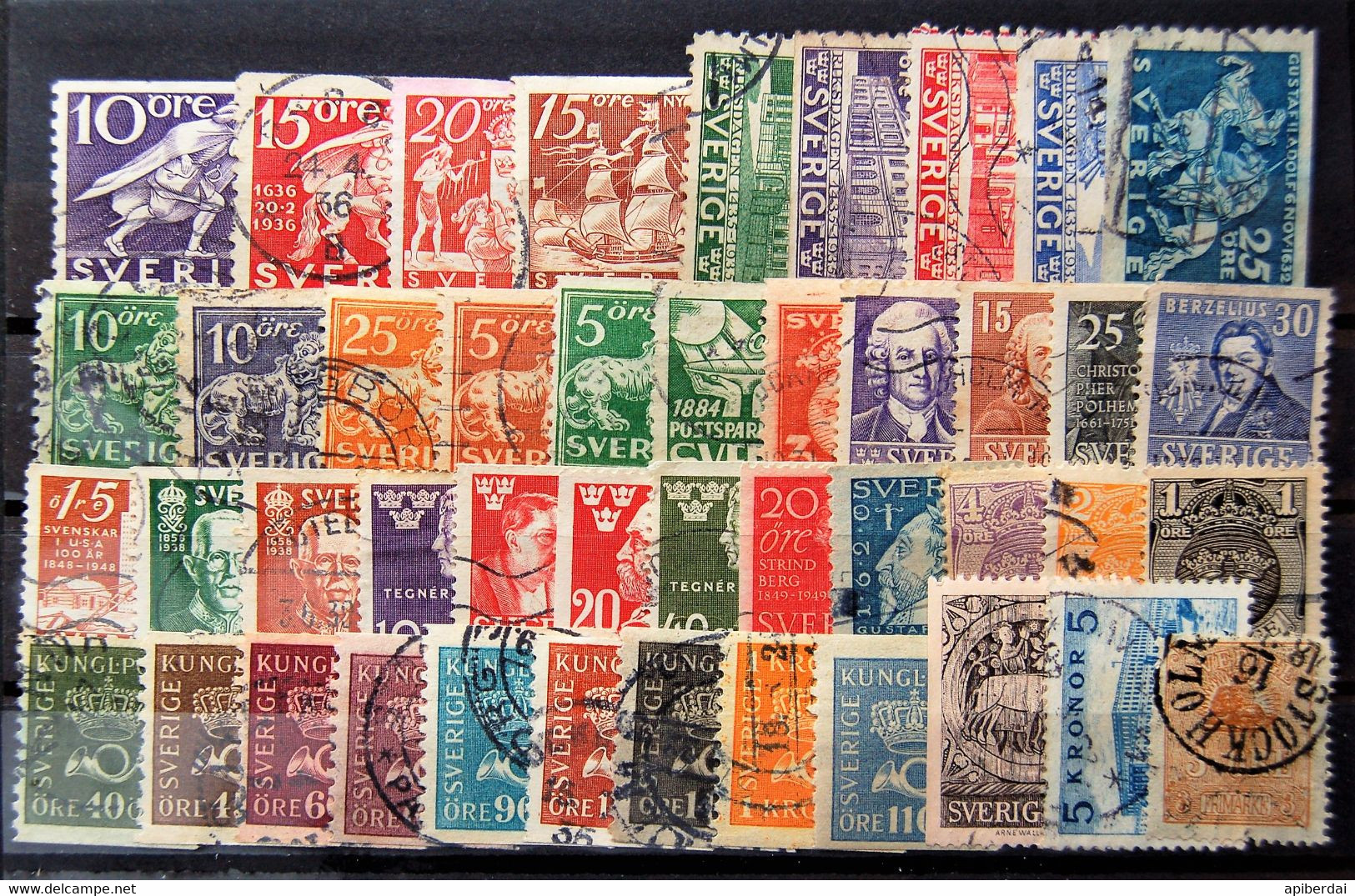 Suede Sweden - 44 Differents Stamps Used - Verzamelingen