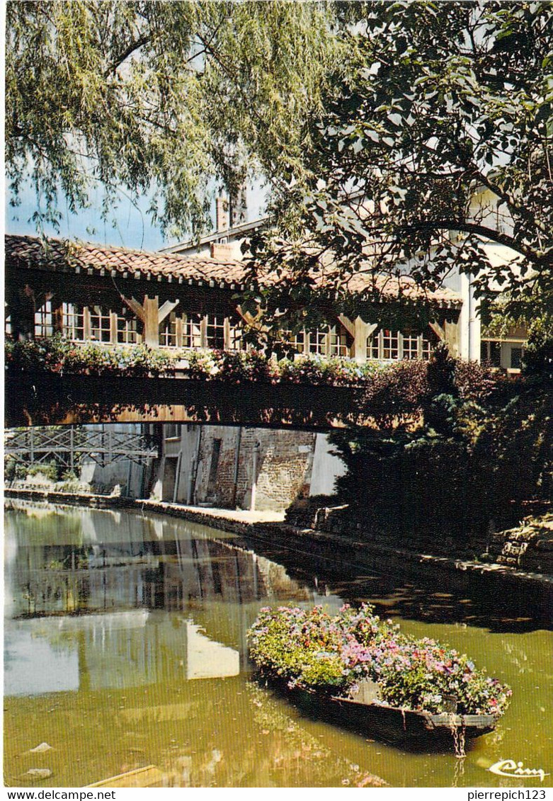 01 - Châtillon Sur Chalaronne - Pont Fleuri Sur La Chalaronne - Châtillon-sur-Chalaronne