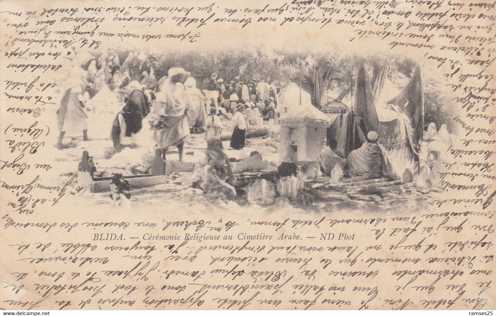 (214)  CPA  Blida  1900  Cérémonie Religieuse Au Cimetière Arabe - Blida