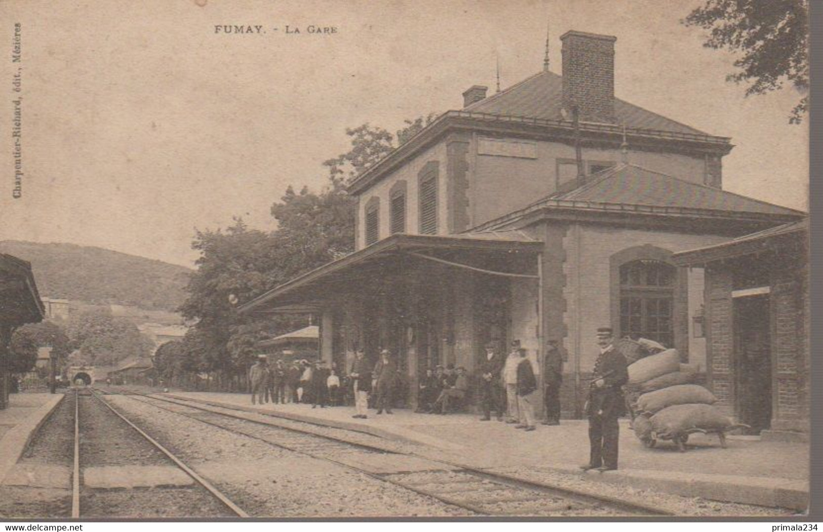 FUMAY - LA GARE - Fumay