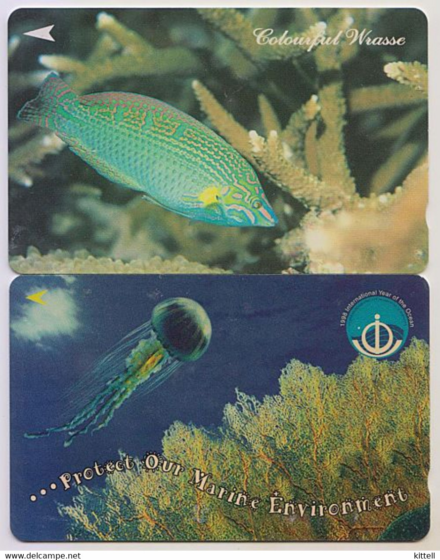 Singapore Old Phonecards Singtel Fish Jellyfish Used 2 Cards - Fish