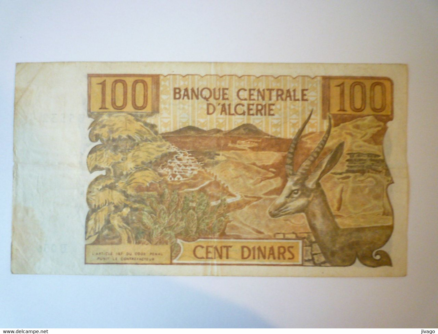 2022 - 174  BILLET De 100  DINARS  XXX - Algérie