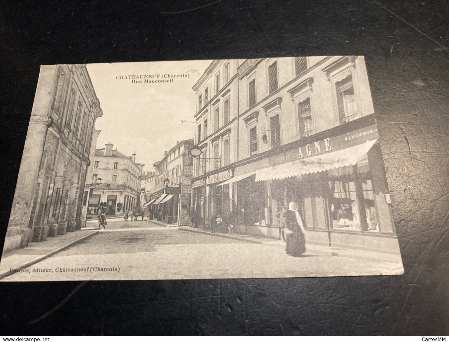 Châteauneuf Rue Mauconseil - Chateauneuf Sur Charente