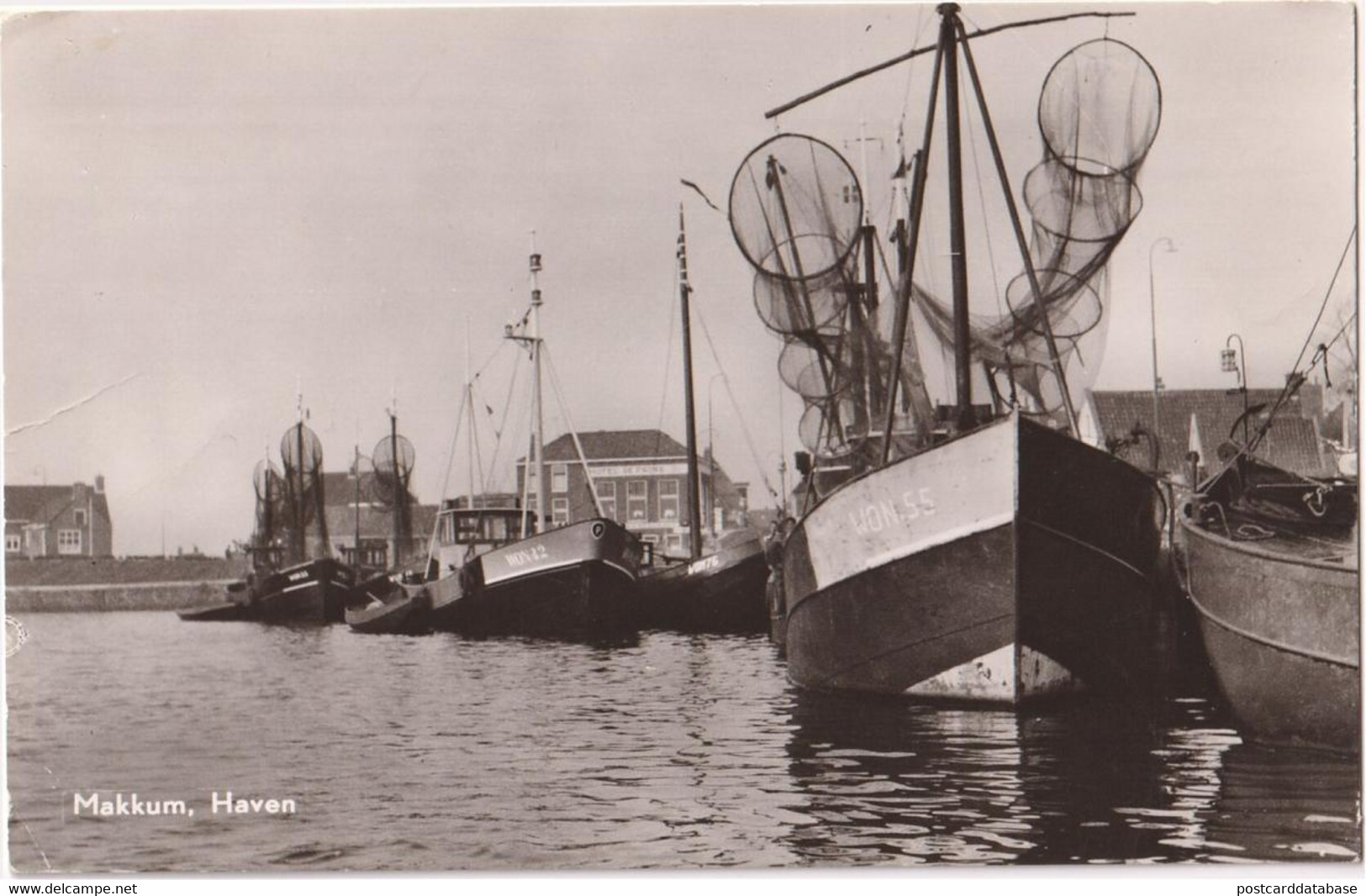 Makkum Haven - & Boat - Makkum