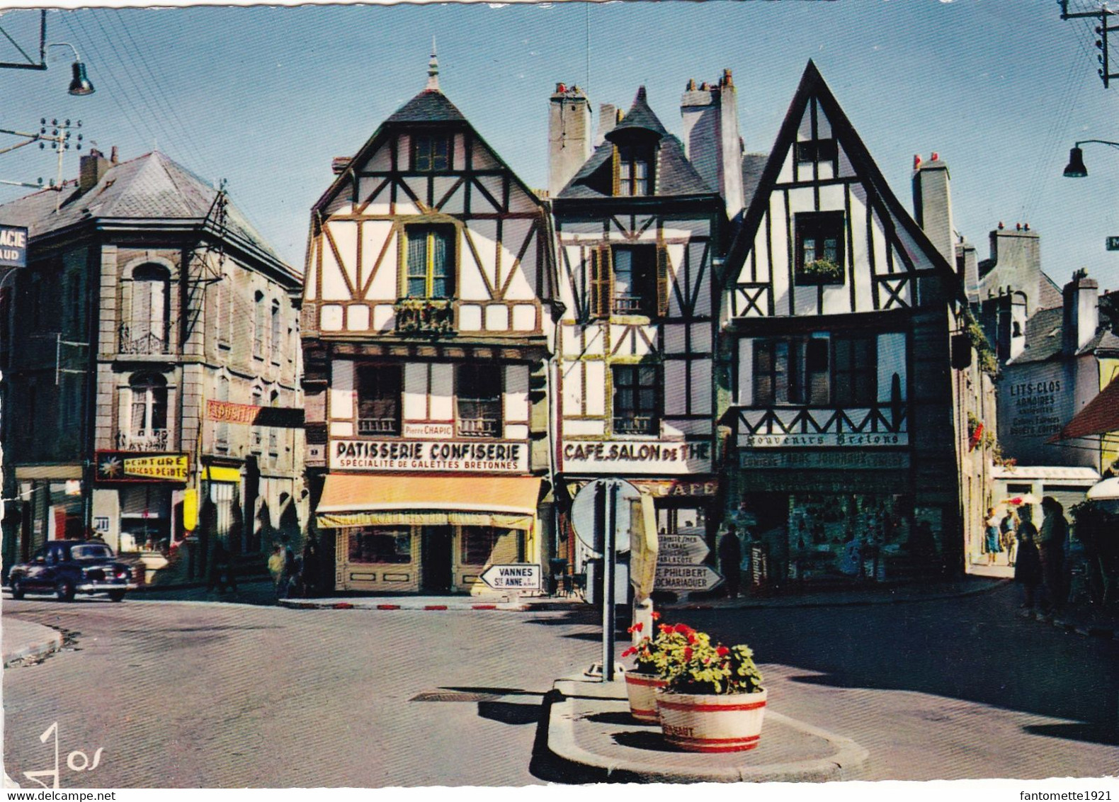 AURAY  PATISSERIE CONFISERIE SUR LA PLACE (dil32) - Auray