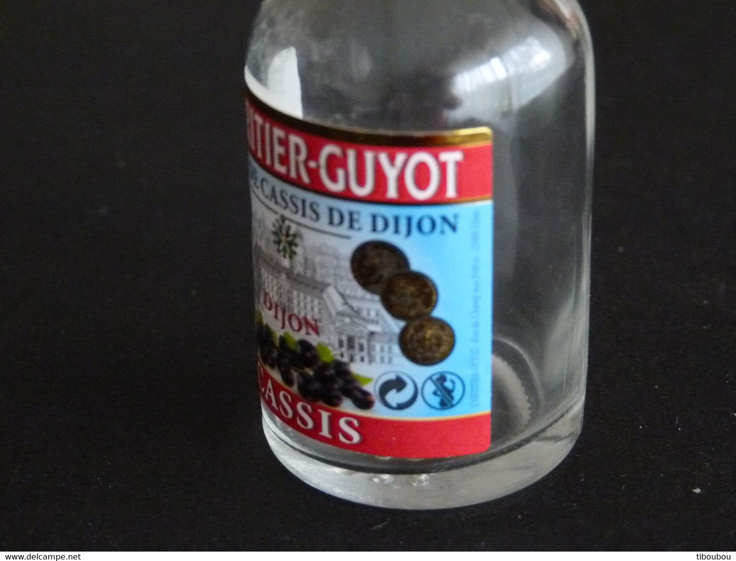 MIGNONNETTE CREME DE CASSIS DE DIJON L'HERITIER GUYOT 5cl VIDE - Miniatures