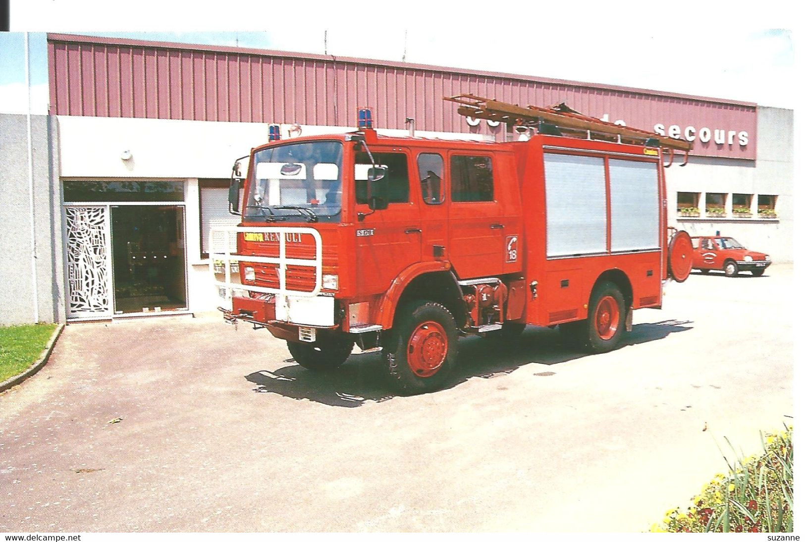 CHATEAU-GONTIER (53 MAYENNE) FOURGON POMPE TONNE RENAULT Des POMPIERS - Sapeurs-Pompiers