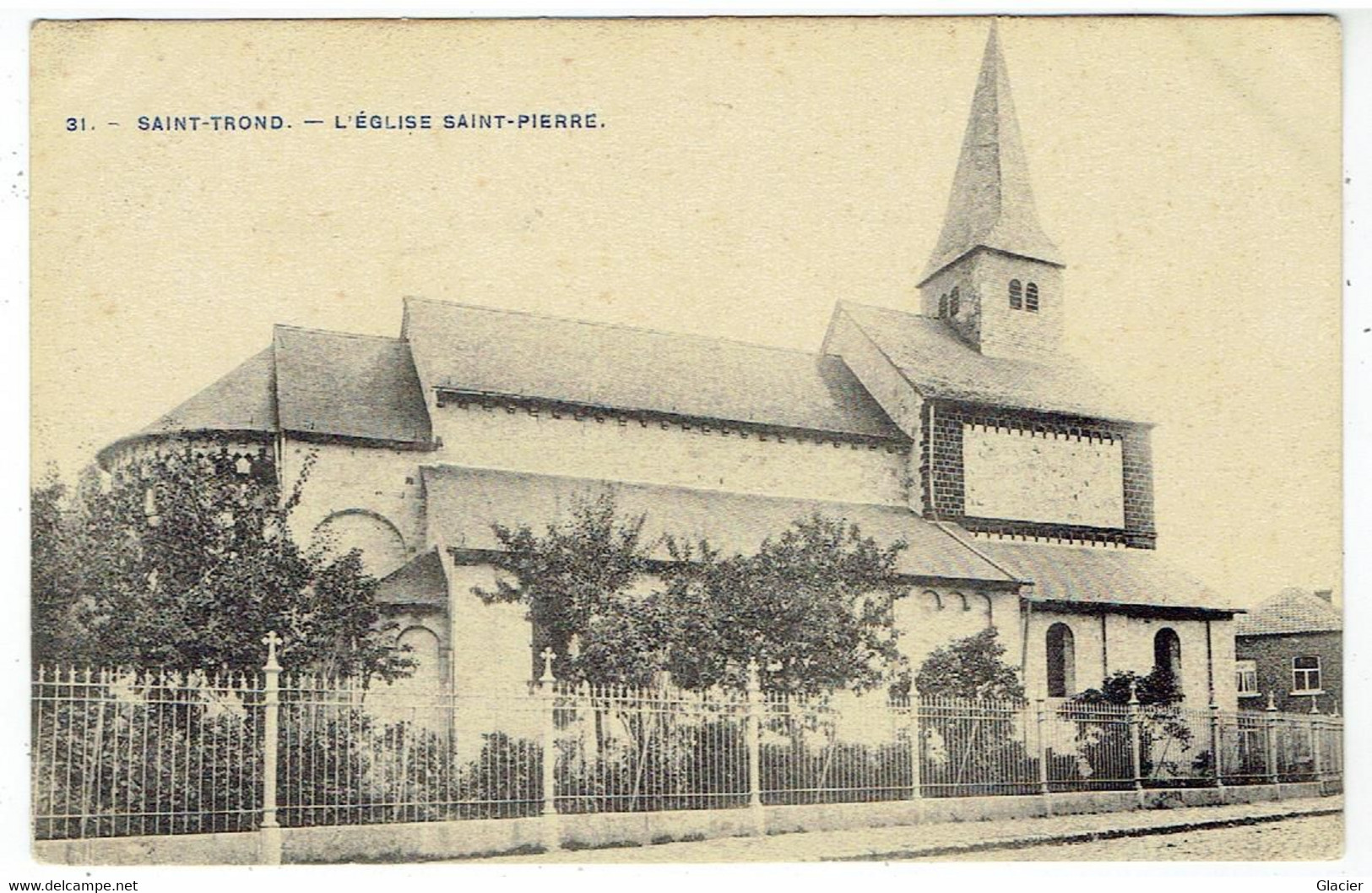 31. - Saint Trond - L' Eglise Saint-Pierre - Phot H. Bertels - Sint-Truiden