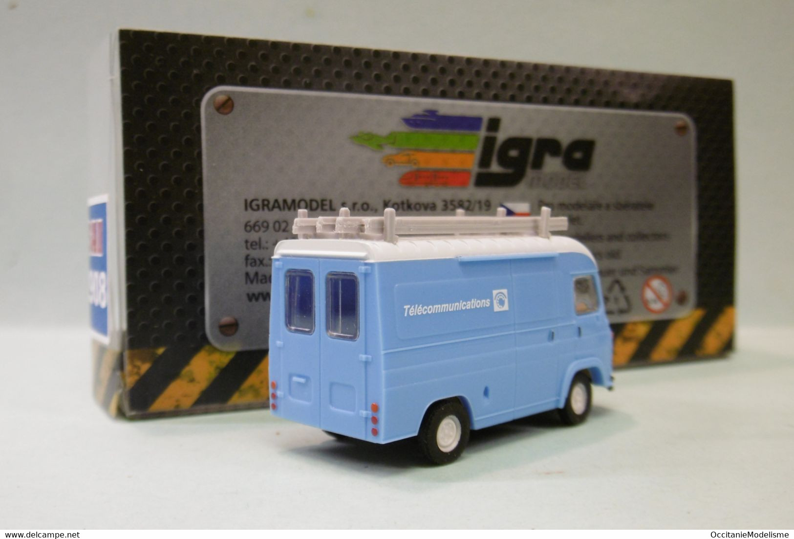 Igra / SAI - SAVIEM SG2 Bleu Télécommunications Réf. 2908 Neuf NBO HO 1/87 - Road Vehicles