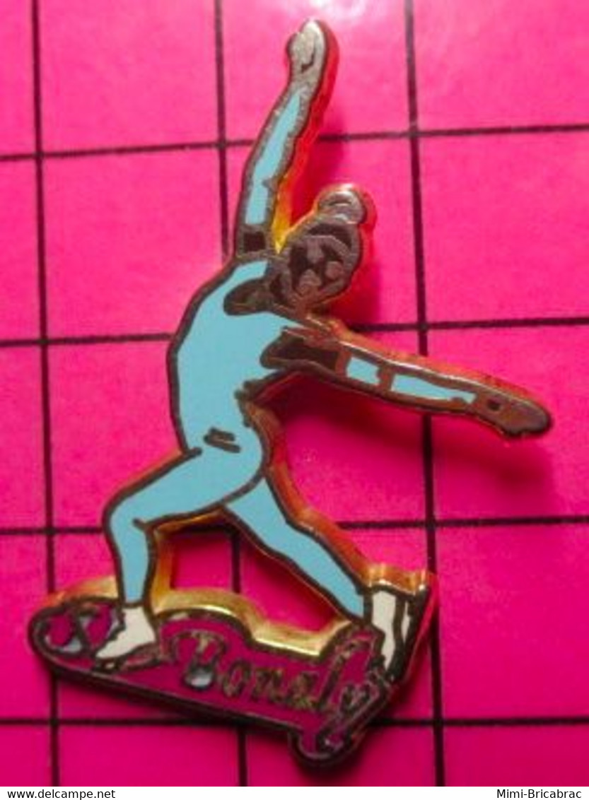 1615C Pin's Pins / Beau Et Rare / THEME : SPORTS / PATINAGE ARTISTIQUE SURYA BONALY Par STARPIN'S - Eiskunstlauf