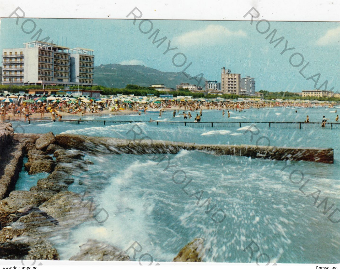 CARTOLINA  PESARO,MARCHE,RIVIERA ADRIATICA,SPIAGGIA DI PONENTE,MARE,SOLE,VACANZA ESTATE,BELLA ITALIA,VIAGGIATA 1997 - Pesaro